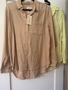 Universal Thread Beige Button-Down Linen Shirt for women